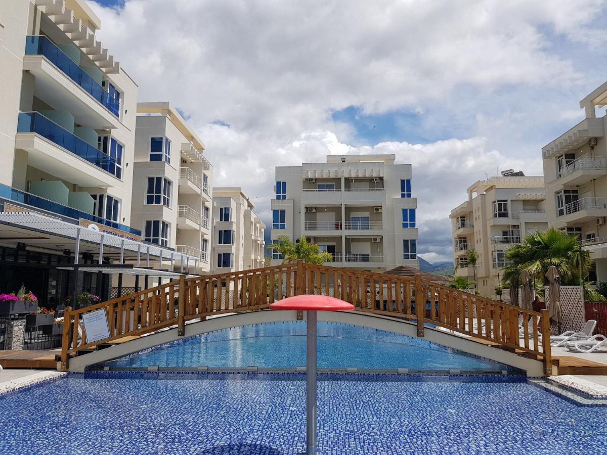Flori Beach Apartment Radhimë Exteriér fotografie