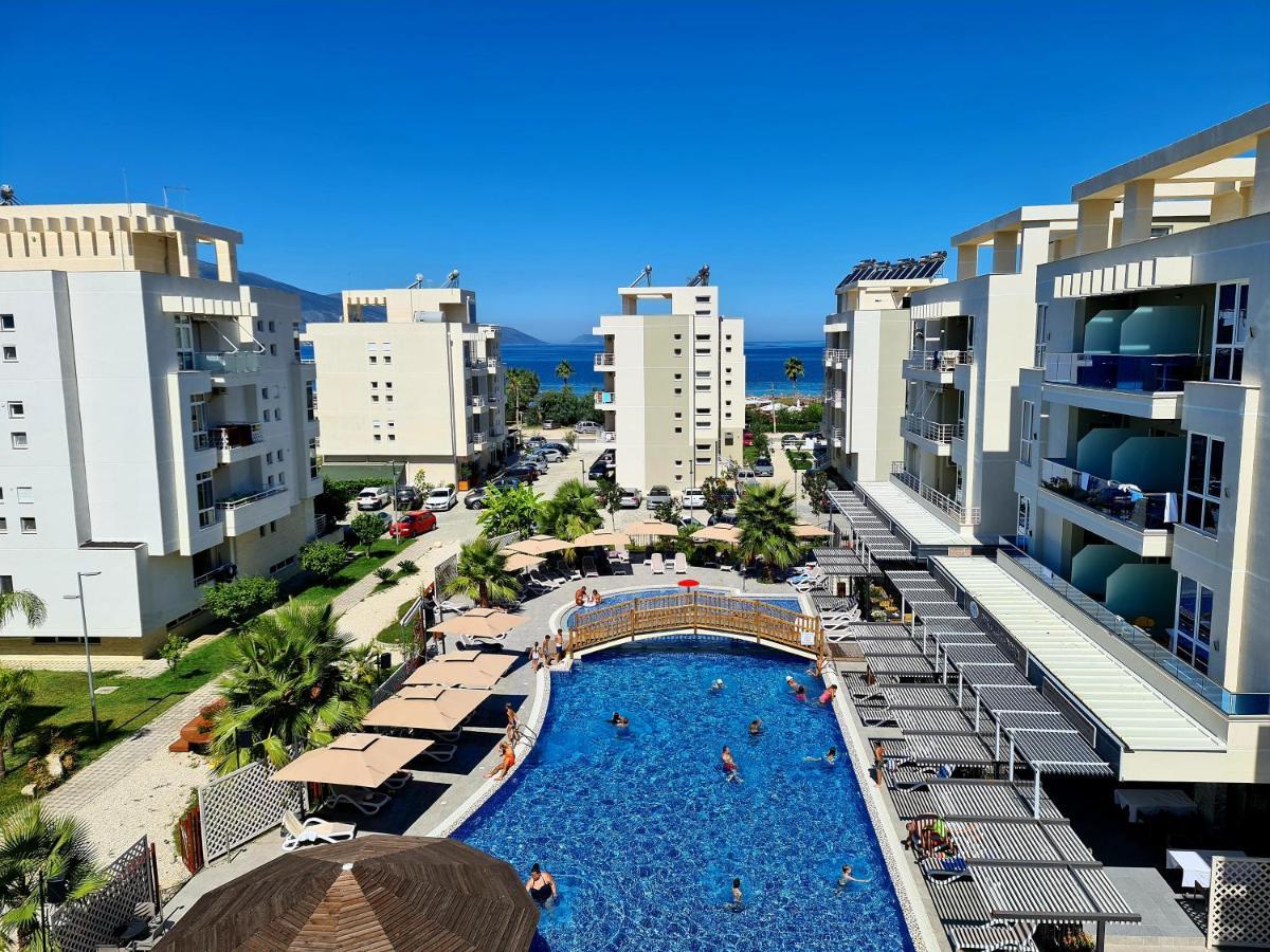 Flori Beach Apartment Radhimë Exteriér fotografie