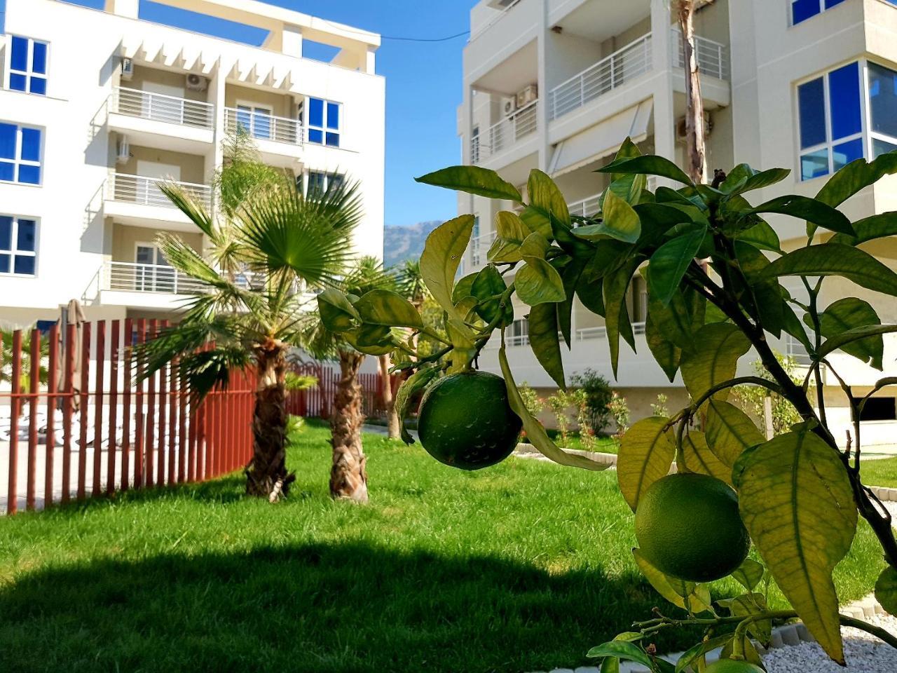 Flori Beach Apartment Radhimë Exteriér fotografie